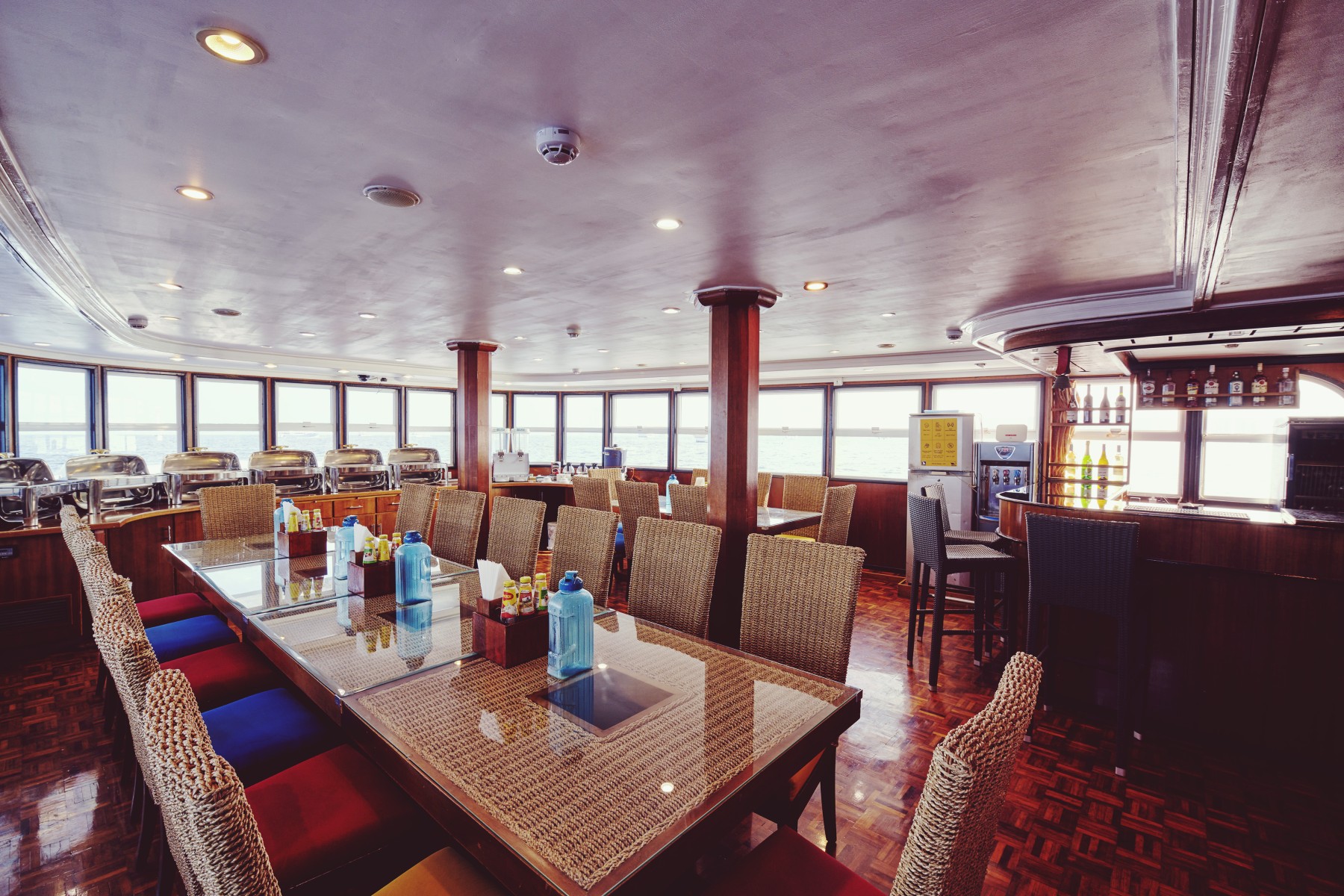 Blue Horizon - croisières plongée et surf